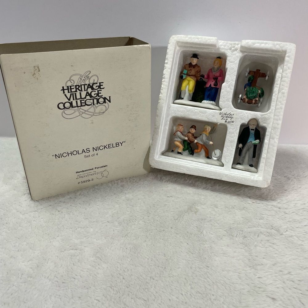 Dept 56”Nicholas Nickleby” Heritage Village Collection Set Of Four 5929-3